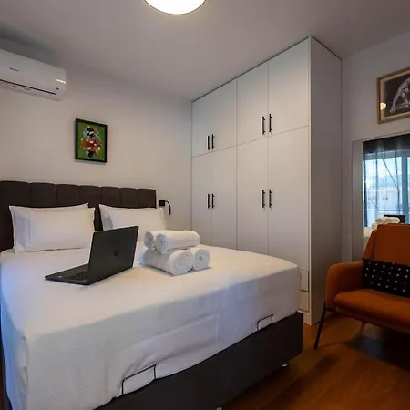 Cityscape Apartman Kalamáta