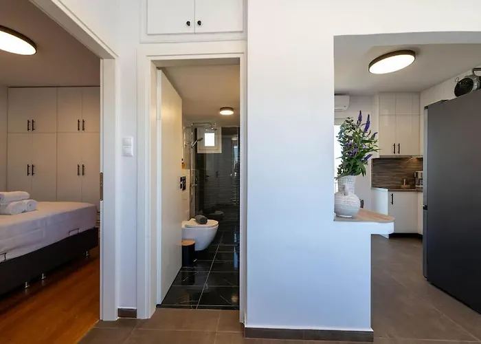 Cityscape Apartment Kalamata